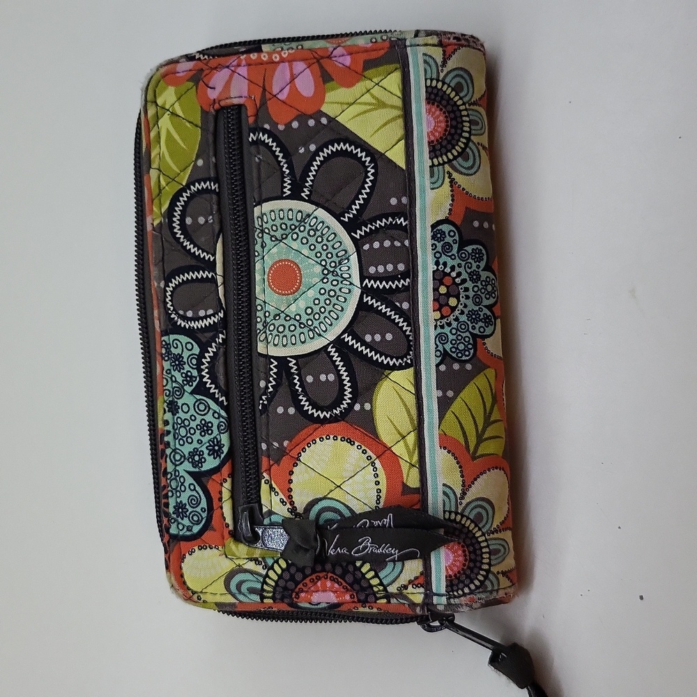 Vera Bradley Purse and Wallet Set - Picture 16 of 16